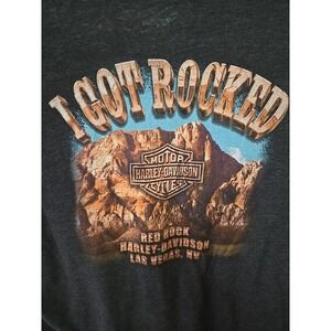 Harley-Davidson T-Shirt Men's Medium Red Rock Las Vegas NV Biker Motorcycle